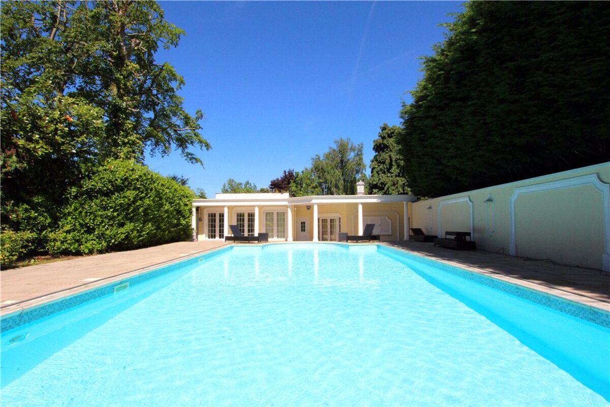 house for sale in Abridge Road, Chigwell, Essex, IG7 CHO120084