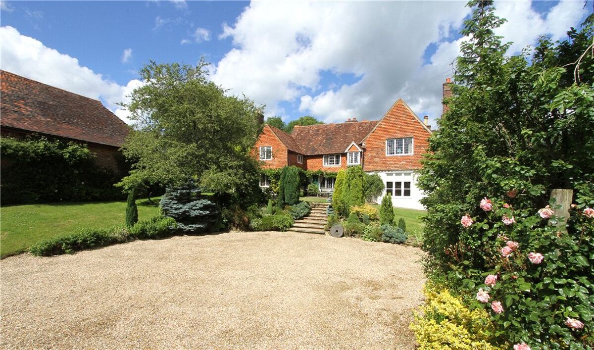 house for sale in Church Green, Dunsfold, Godalming, Surrey, GU8