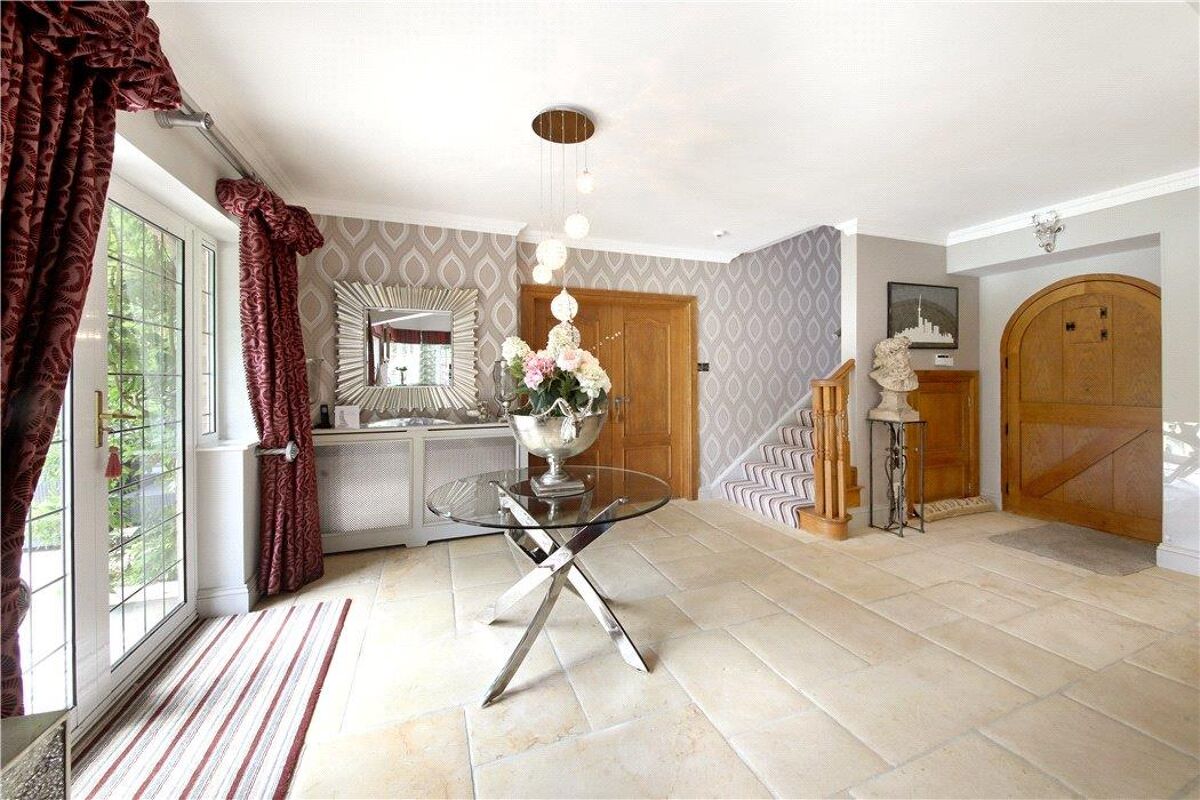house for sale in Ringshall, Berkhamsted, Hertfordshire, HP4