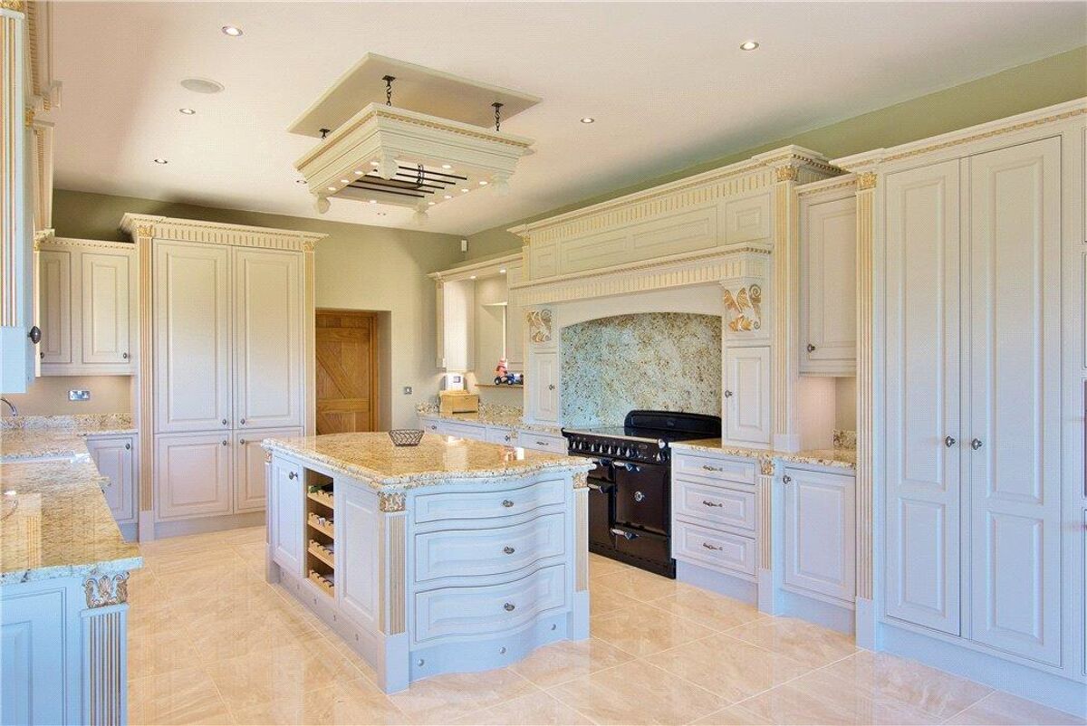 house for sale in Lime Kiln House, Lanchards Lane, Shillingstone