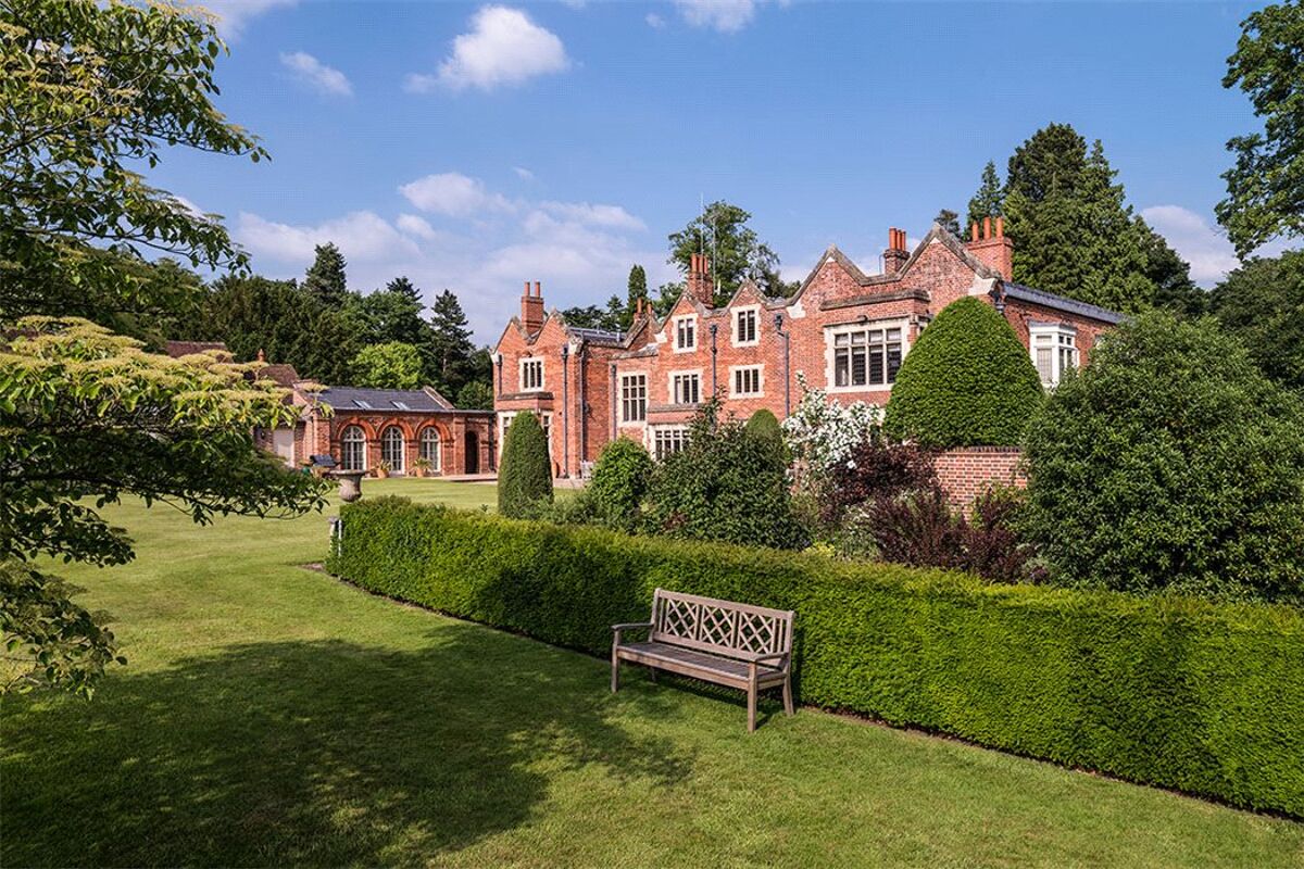 house for sale in Highmoor, HenleyOnThames, Oxfordshire, RG9