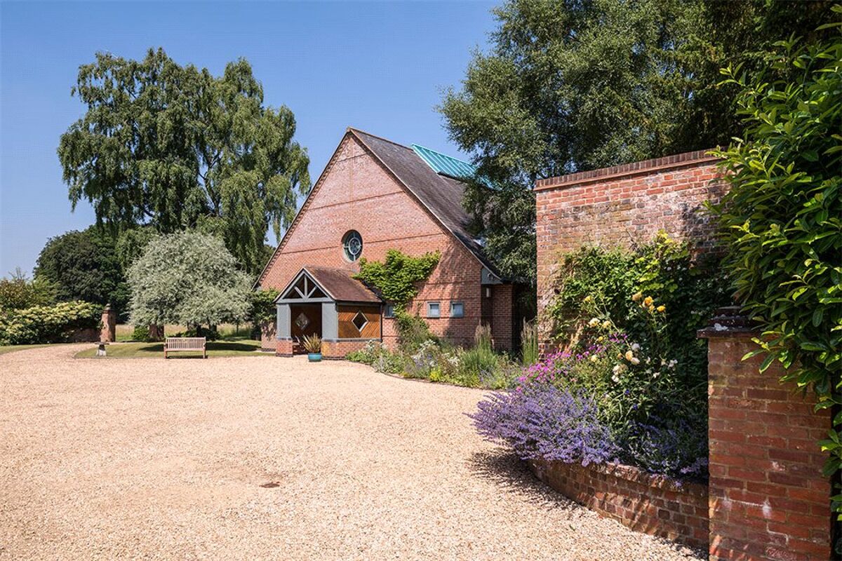 house for sale in Highmoor, HenleyOnThames, Oxfordshire, RG9