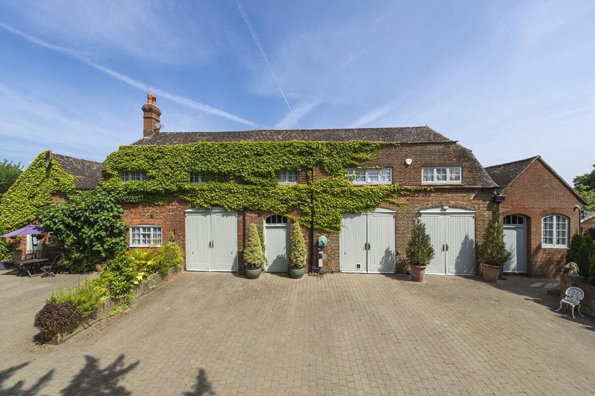 house for sale in Nr Cranleigh, Surrey, GU6 CHO130434 Knight Frank