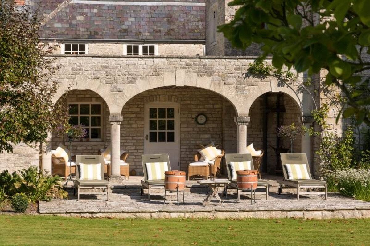 house for sale in Church Street, Weymouth, Dorset, DT3 CHO130437