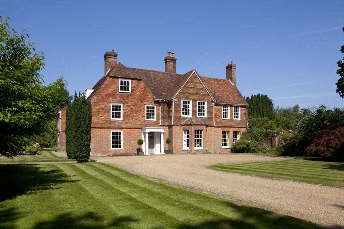 house for sale in Cranbrook Road, Goudhurst, Cranbrook, Kent, TN17