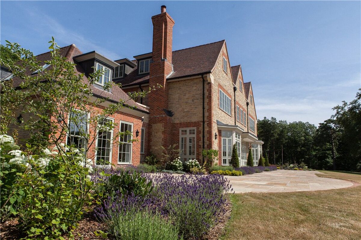 house for sale in Durford Wood, Petersfield, Hampshire, GU31