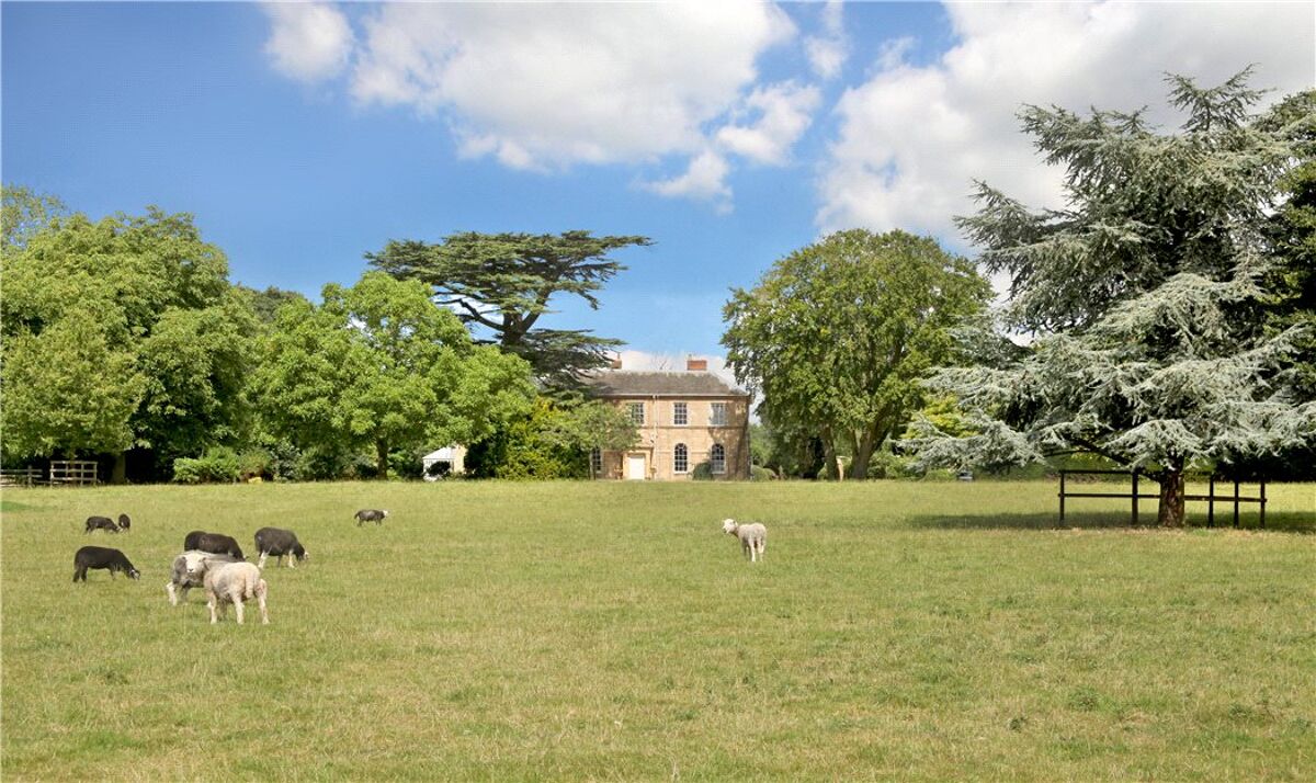 house for sale in Lathbury, Newport Pagnell, Buckinghamshire, MK16