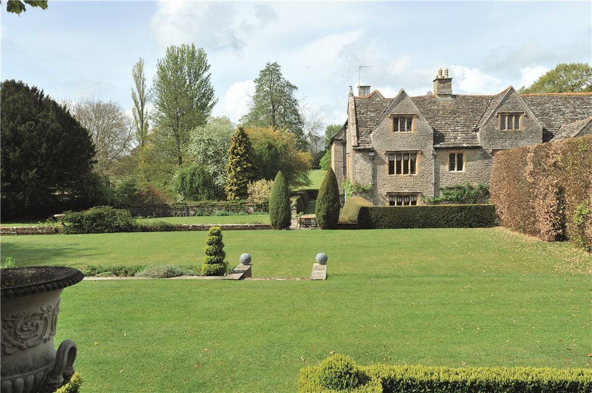 house for sale in Longburton, Sherborne, Dorset, DT9 CHO130586