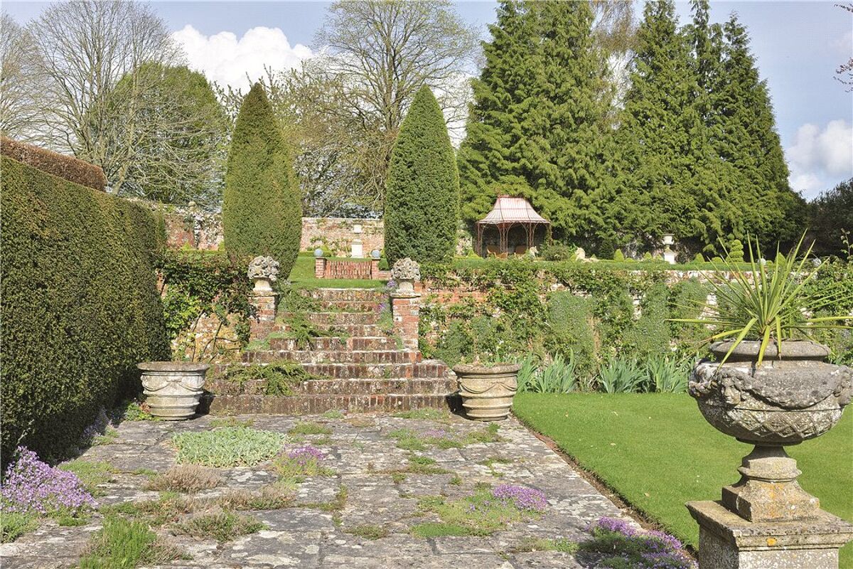 house for sale in Longburton, Sherborne, Dorset, DT9 CHO130586