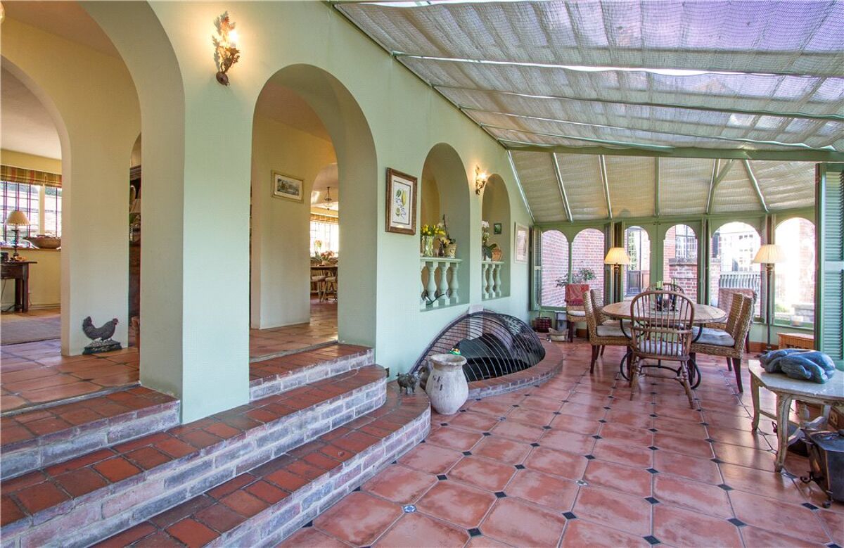 house for sale in Thursley, Godalming, Surrey, GU8 CHO140016 Knight