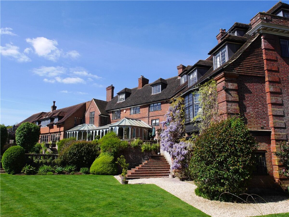 house for sale in Thursley, Godalming, Surrey, GU8 CHO140016 Knight Frank