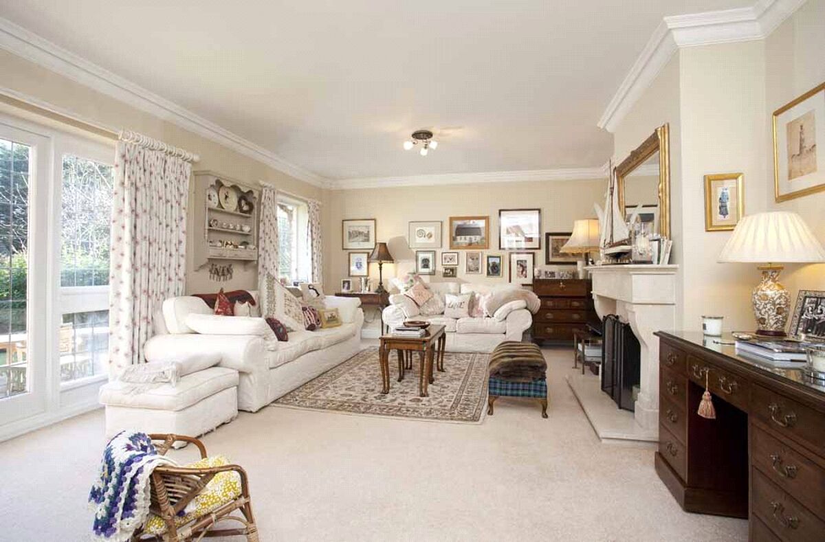 house for sale in Claremont Lane, Esher, Surrey, KT10 CHO140022