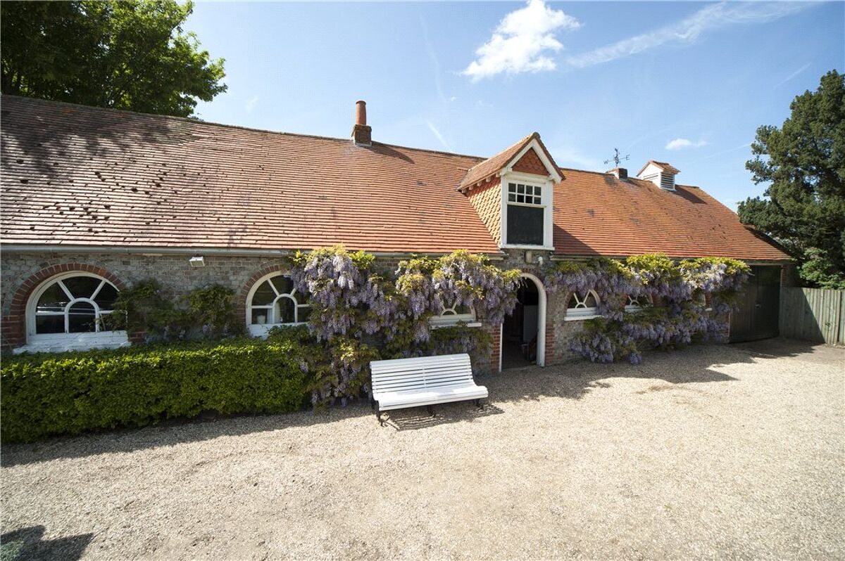 house for sale in Old London Road, Ewelme, Wallingford, Oxfordshire, OX10 CHO140073 Knight Frank