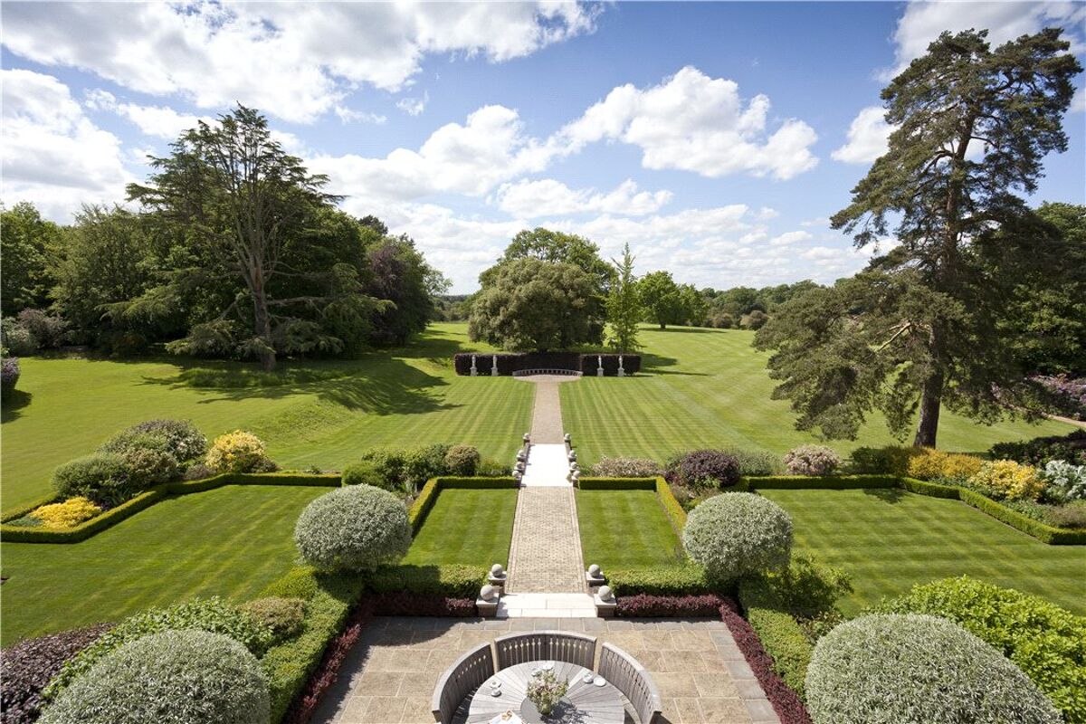 house for sale in The Park, Codicote, Hertfordshire, SG4 CHO140138