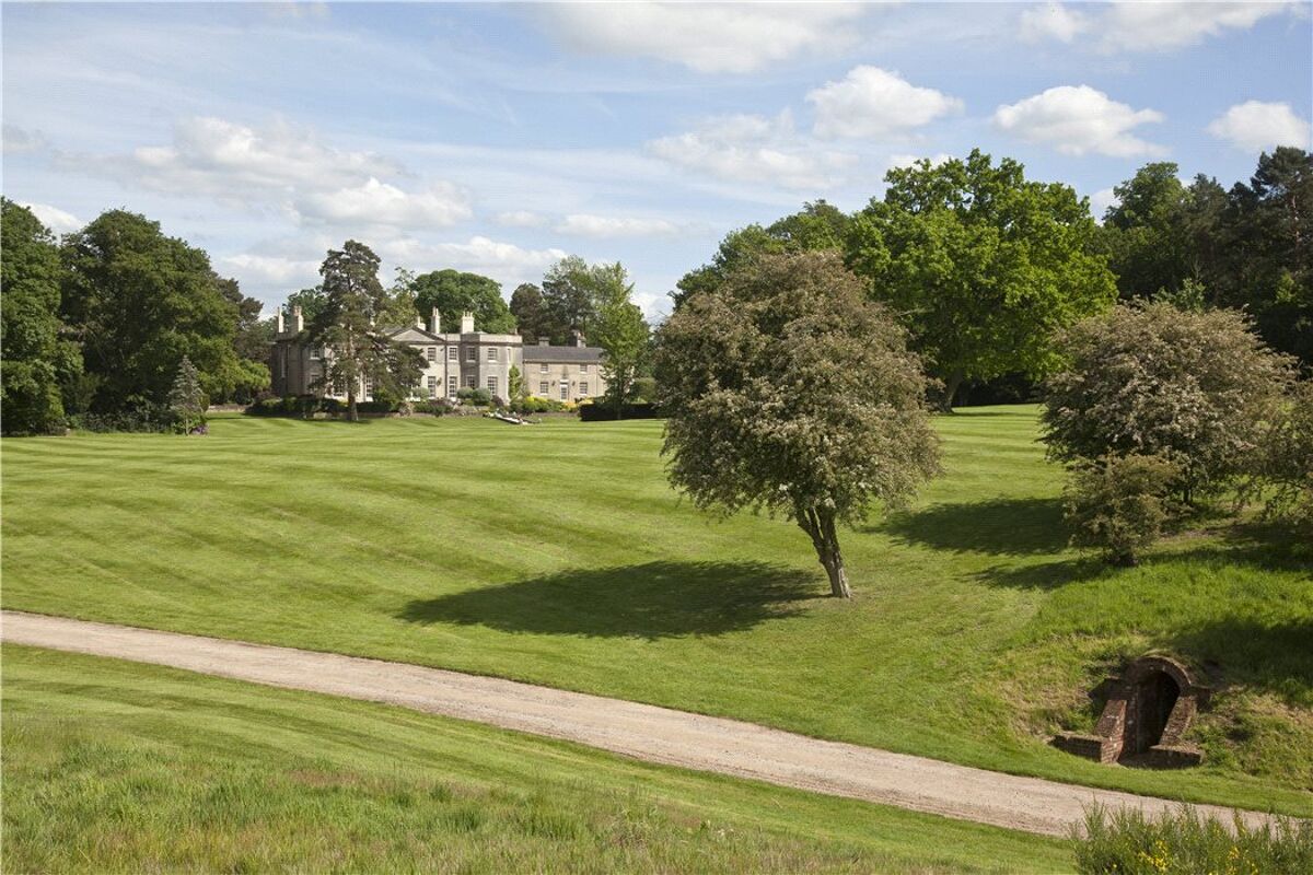 house for sale in The Park, Codicote, Hertfordshire, SG4 CHO140138