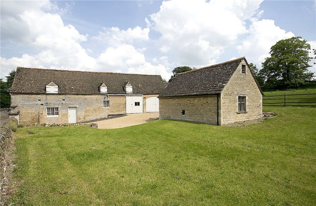 house for sale in High Street, Duddington, Stamford, Northamptonshire