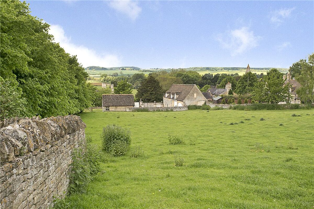 house for sale in High Street, Duddington, Stamford, Northamptonshire