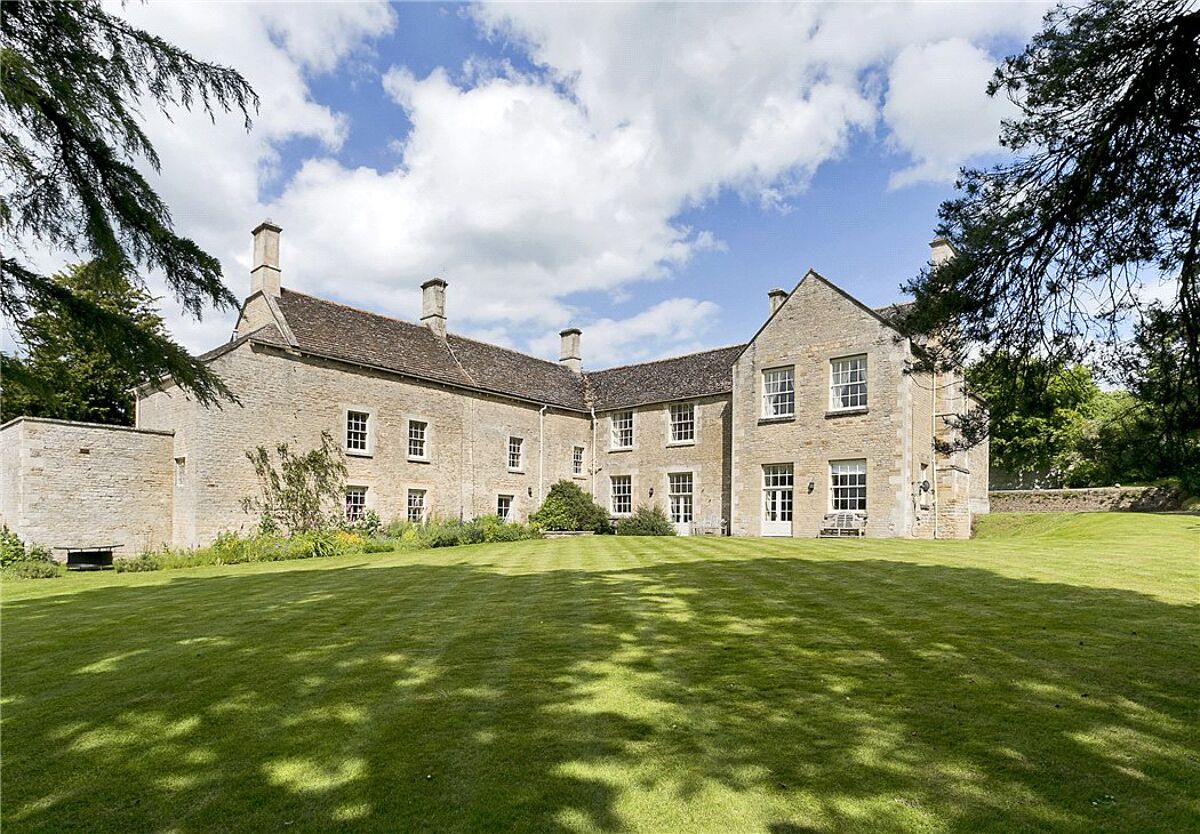 house for sale in High Street, Duddington, Stamford, Northamptonshire