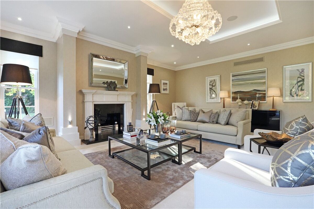 house for sale in Montrose Gardens, Oxshott, Leatherhead, Surrey, KT22 CHO140301 Knight Frank