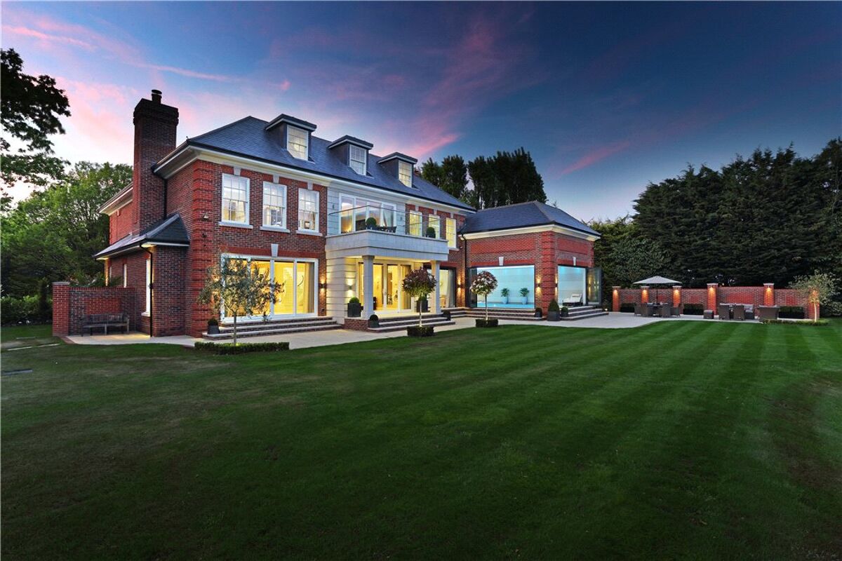 house for sale in Montrose Gardens, Oxshott, Leatherhead, Surrey, KT22