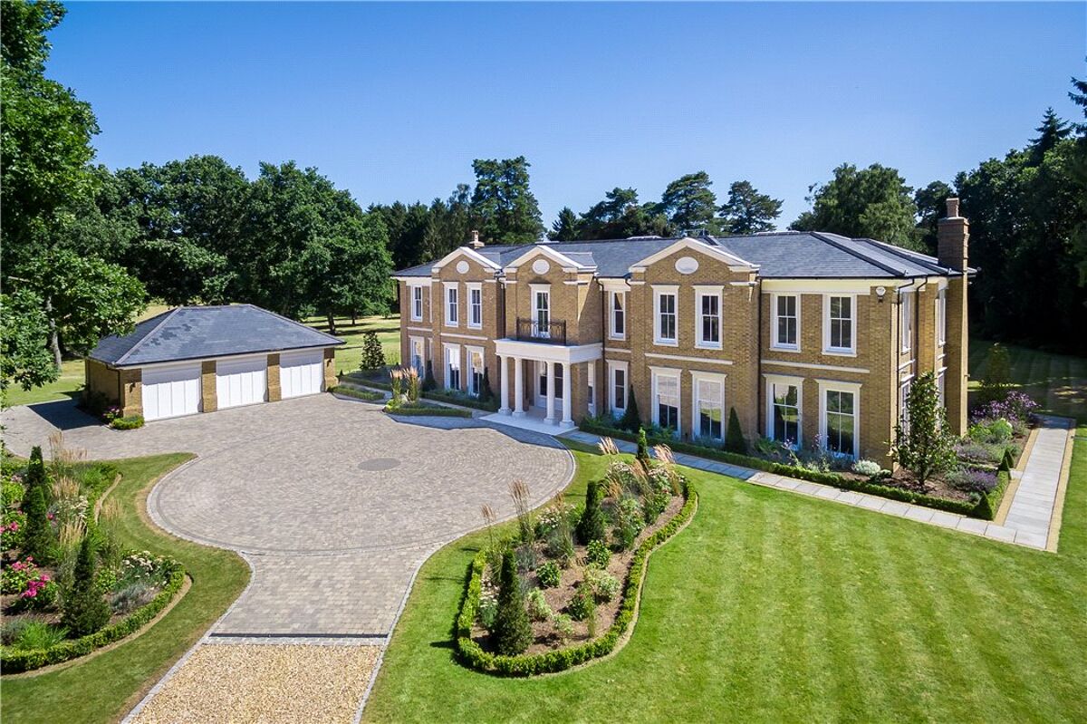 development for sale in Picketts Hill, Hampshire, GU35 CHO140333