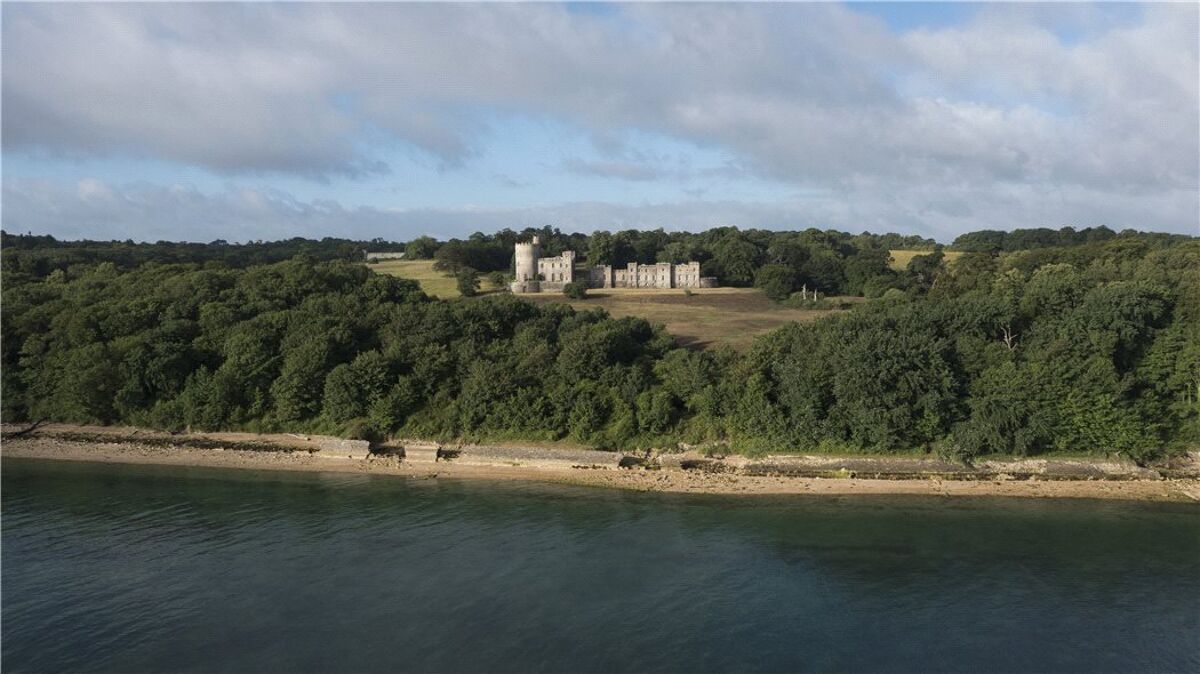 house for sale in The Norris Castle Estate, New Barn Road, East Cowes, Isle of Wight, PO32