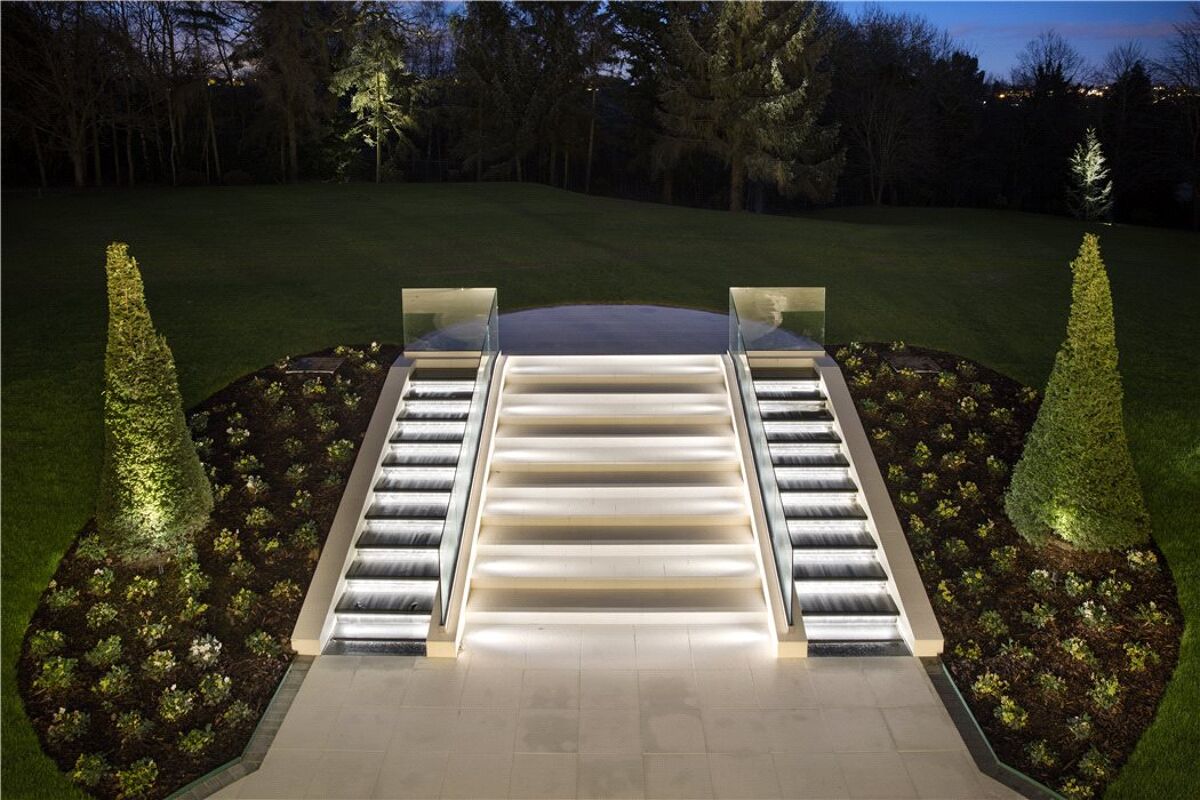 house for sale in Totteridge Common, London, N20 CHO140393 Knight Frank