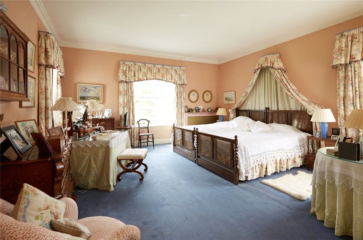 house for sale in Vicarage Road, Whaddon, Buckinghamshire, MK17