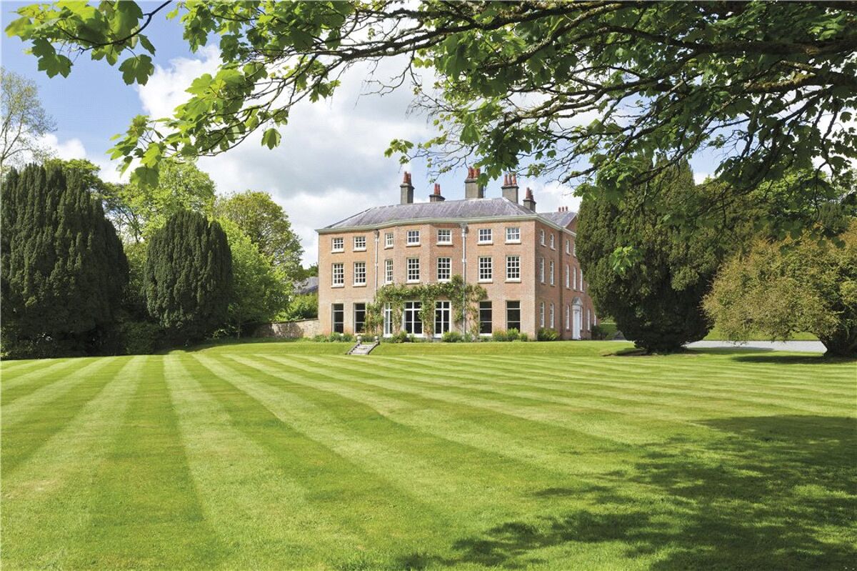 house for sale in Pentraeth, Isle Of Anglesey, LL75 CHO150007