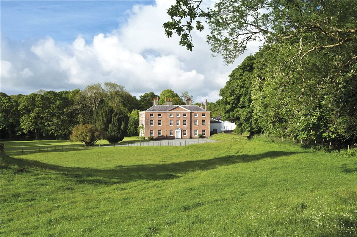 house for sale in Pentraeth, Isle Of Anglesey, LL75 CHO150007