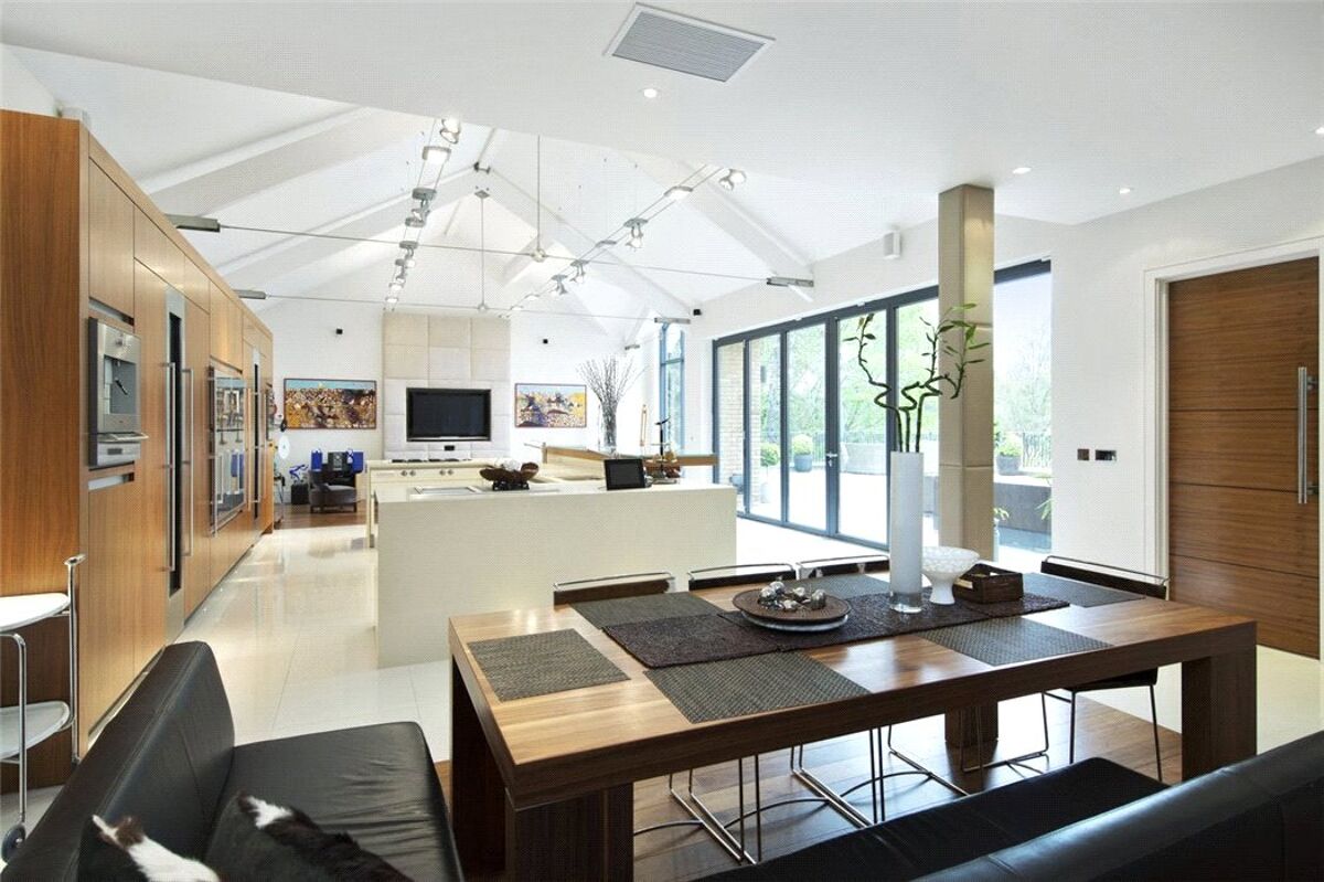 house for sale in Yaffle Road, St Hill, Weybridge, Surrey, KT13 CHO150023 Knight Frank