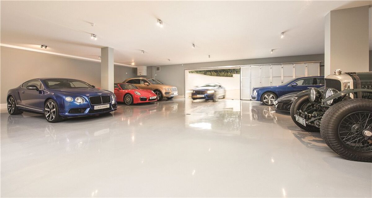 house for sale in Waverley Drive, Wentworth, Virginia Water, Surrey