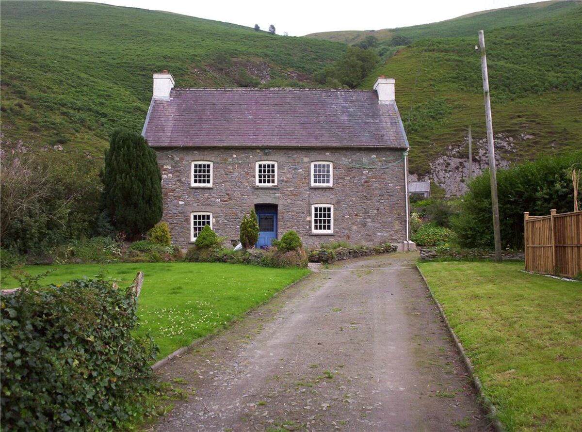 Houses for sale in llandovery