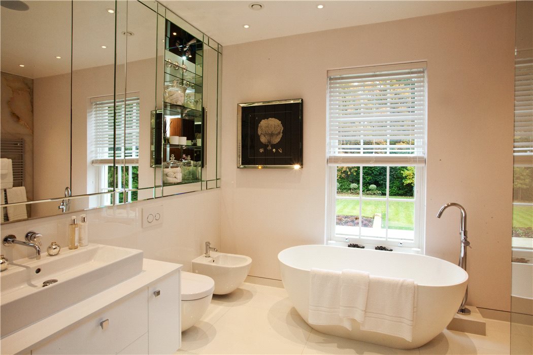 house for sale in Cavendish Road, St Hill, Weybridge, Surrey, KT13 CHO150166 Knight