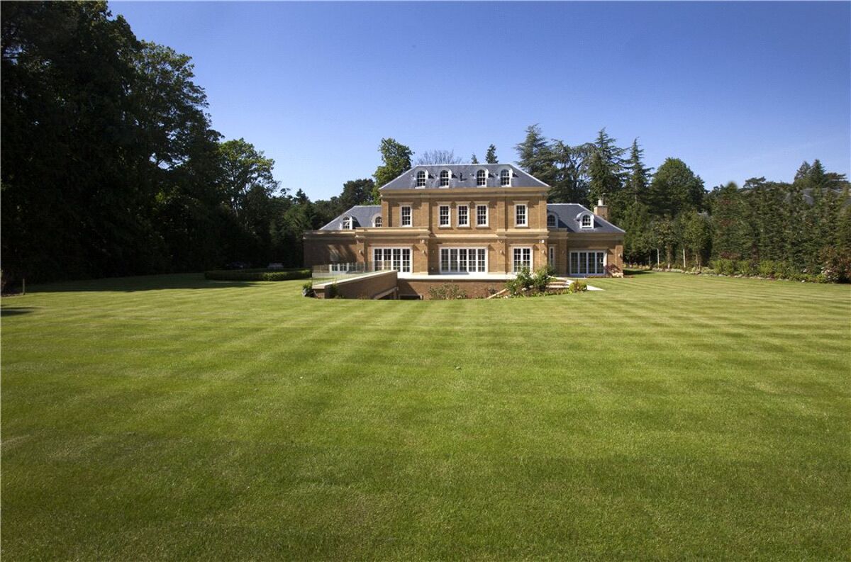 house for sale in Cavendish Road, St Hill, Weybridge, Surrey, KT13 CHO150166 Knight