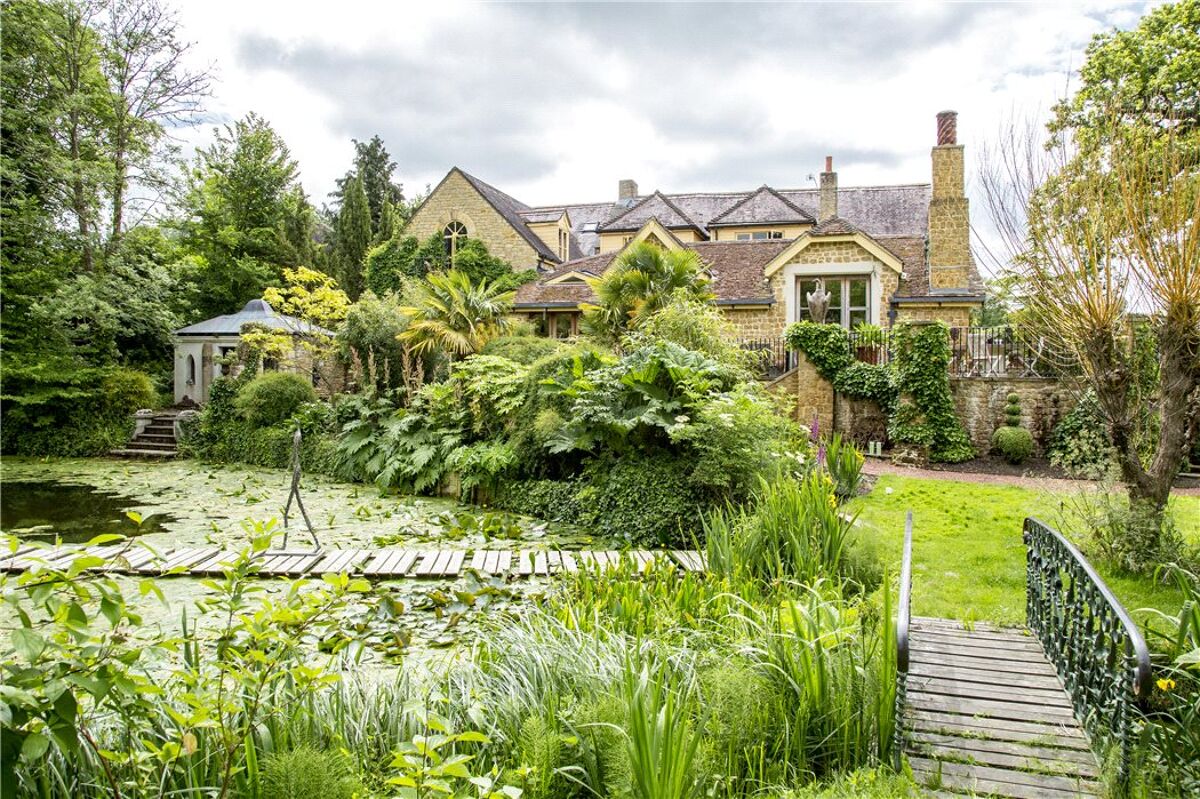 house for sale in Maperton, Wincanton, Somerset, BA9 CHO150201