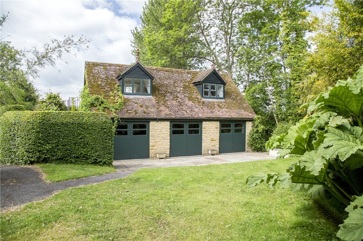 house for sale in Maperton, Wincanton, Somerset, BA9 CHO150201