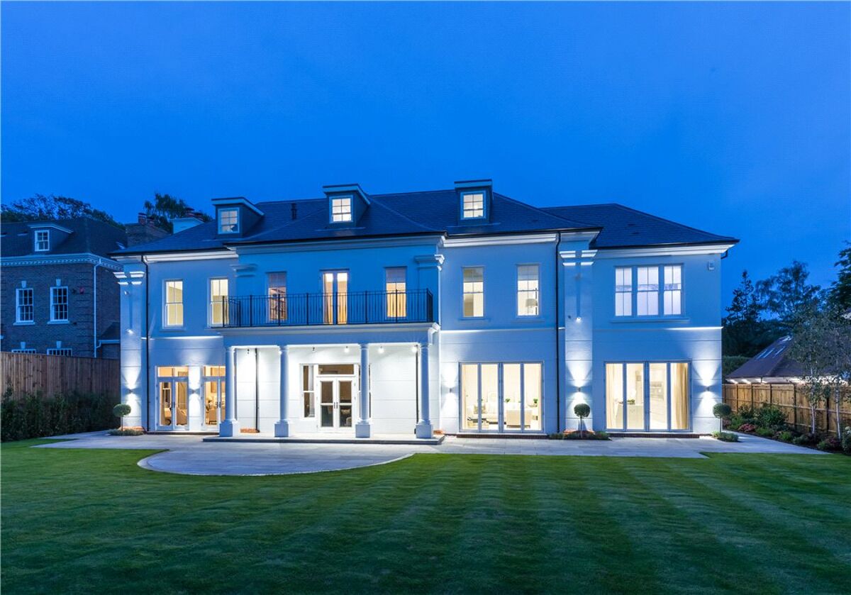 house for sale in Eaton Park, Cobham, Surrey, KT11 CHO150256 Knight