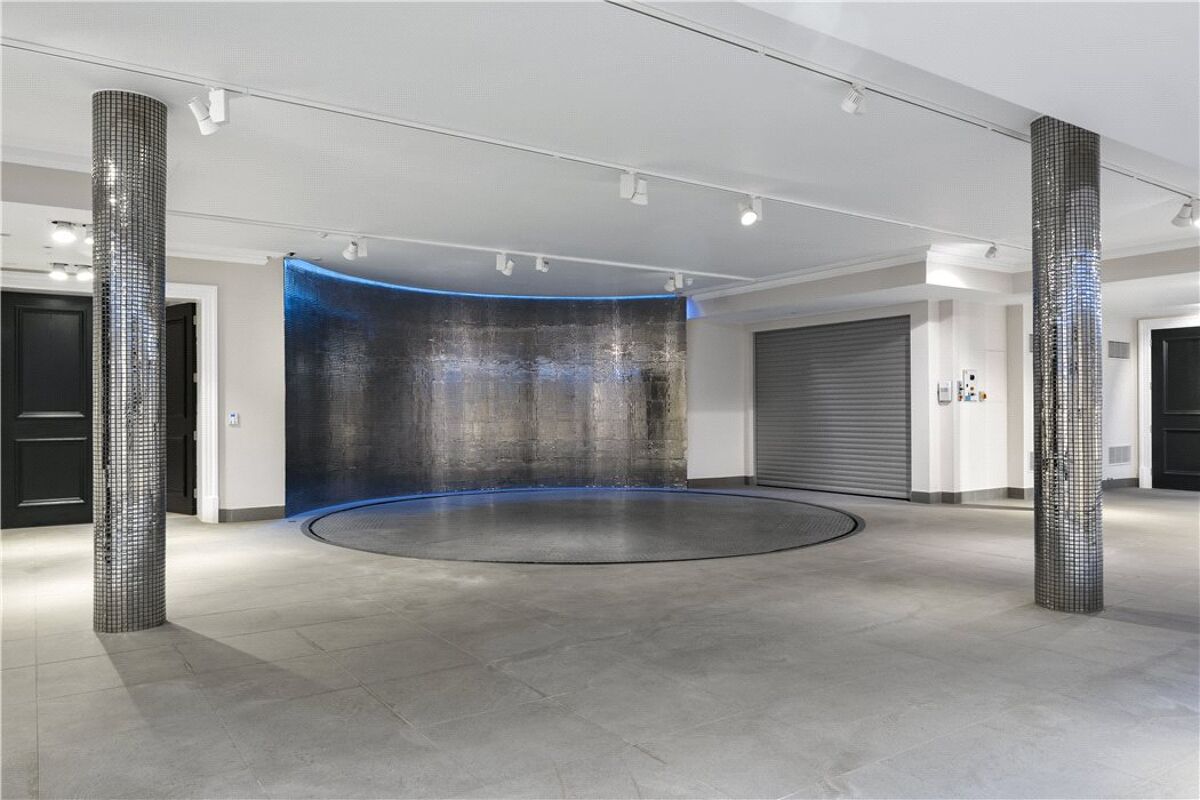 house for sale in Pinewood Road, Wentworth, Virginia Water, Surrey