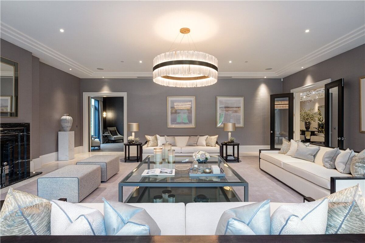 house for sale in Titlarks Hill, Sunningdale, Ascot, Berkshire, SL5