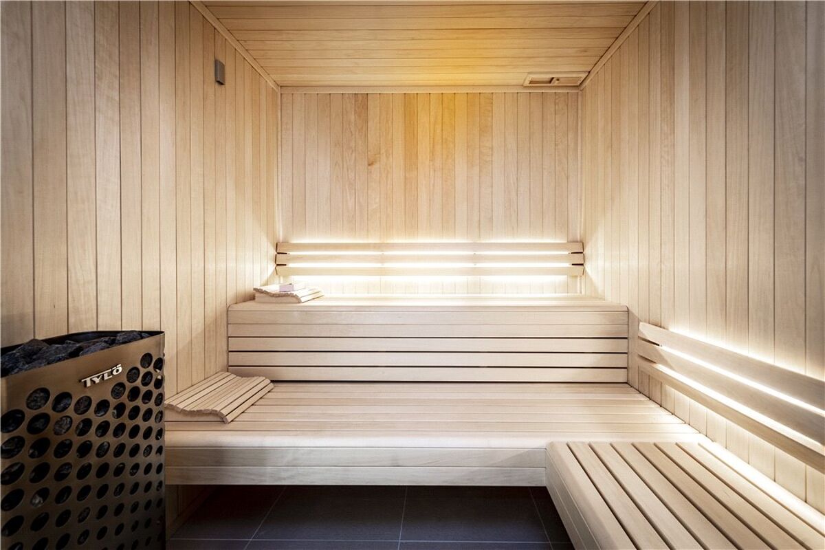 house for sale in Titlarks Hill, Sunningdale, Ascot, Berkshire, SL5