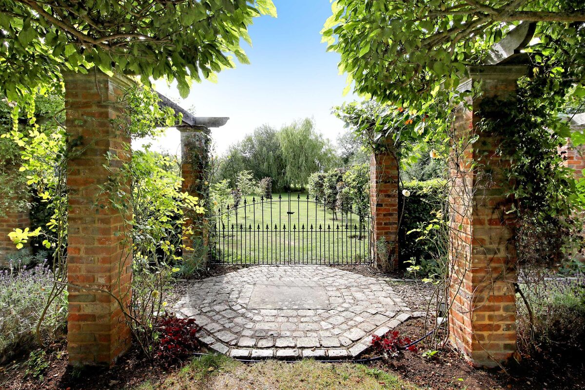 Property for sale Winkfield Lane, Maidens Green, Windsor, Berkshire