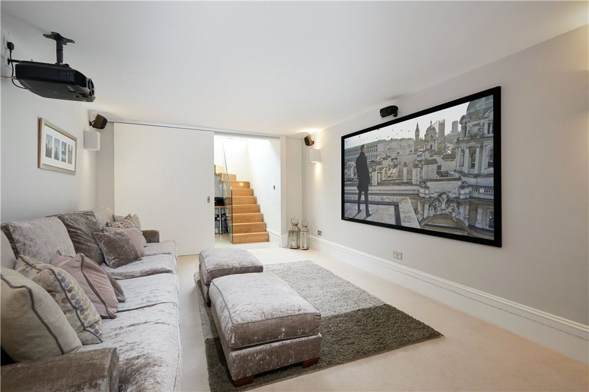 house for sale in Lebanon Park, Twickenham, TW1 CHO160134 Knight Frank