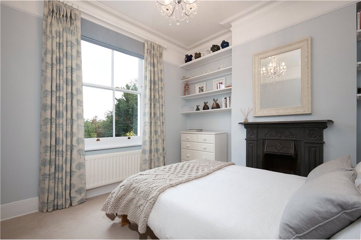 house for sale in Lebanon Park, Twickenham, TW1 CHO160134 Knight Frank