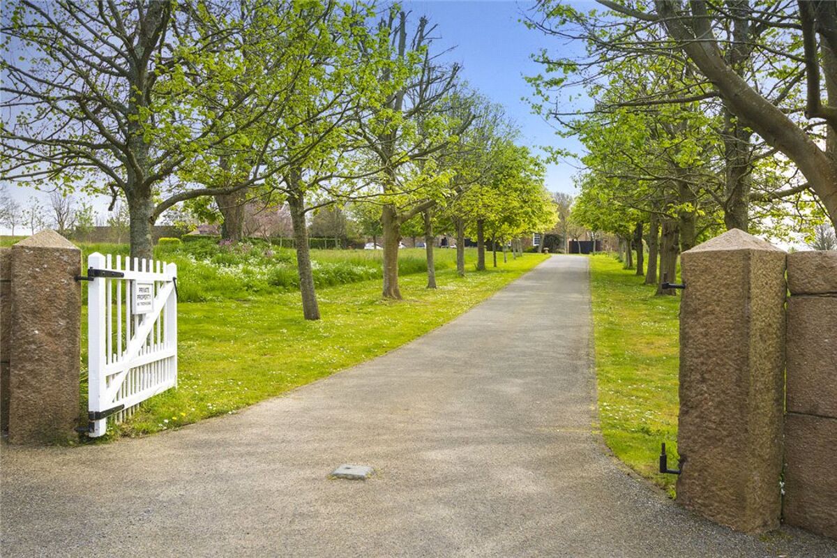 house for sale in La Rue Des Beaucamps, Castel, Guernsey, Channel