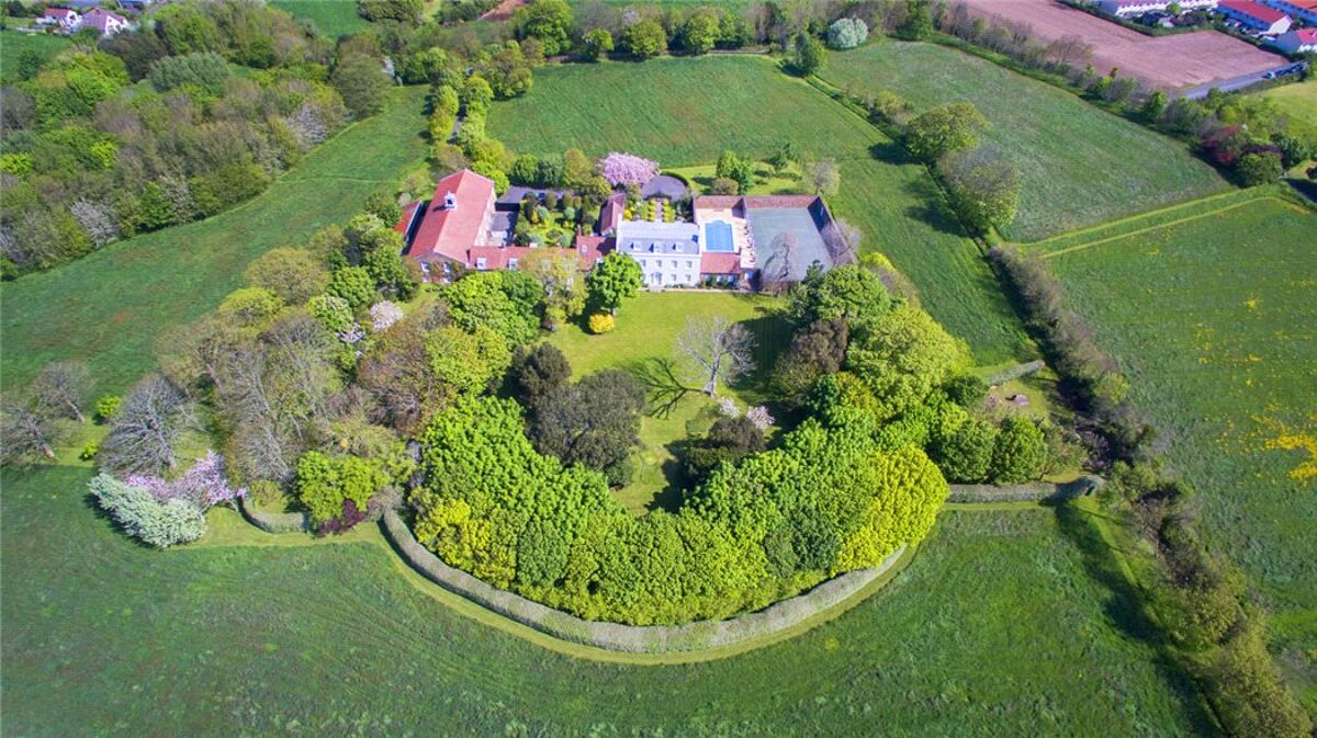 house for sale in La Rue Des Beaucamps, Castel, Guernsey, Channel Islands, GY5 CHO160147