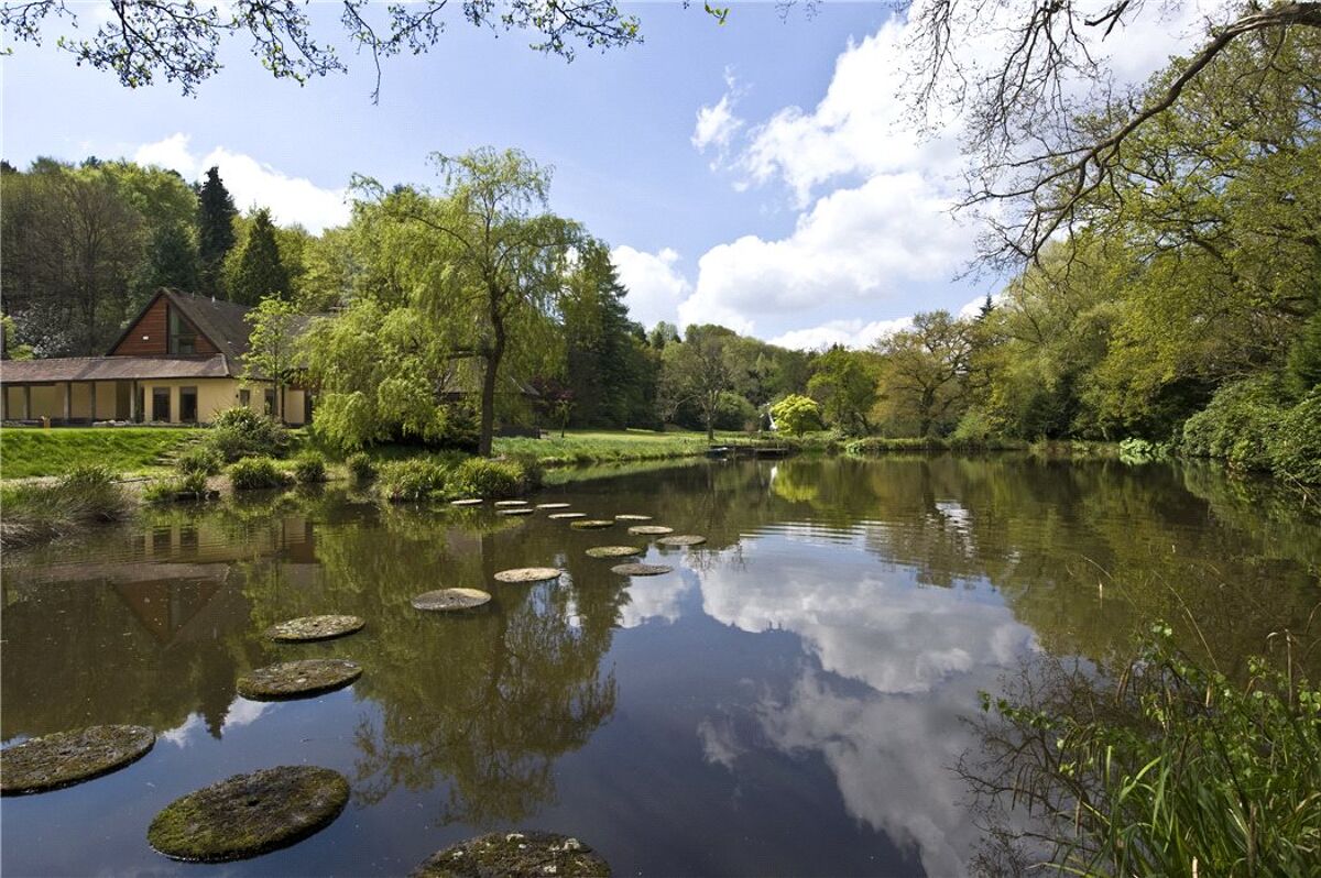 house for sale in Bell Vale Lane, Haslemere, Surrey, GU27 CHO160373 Knight Frank