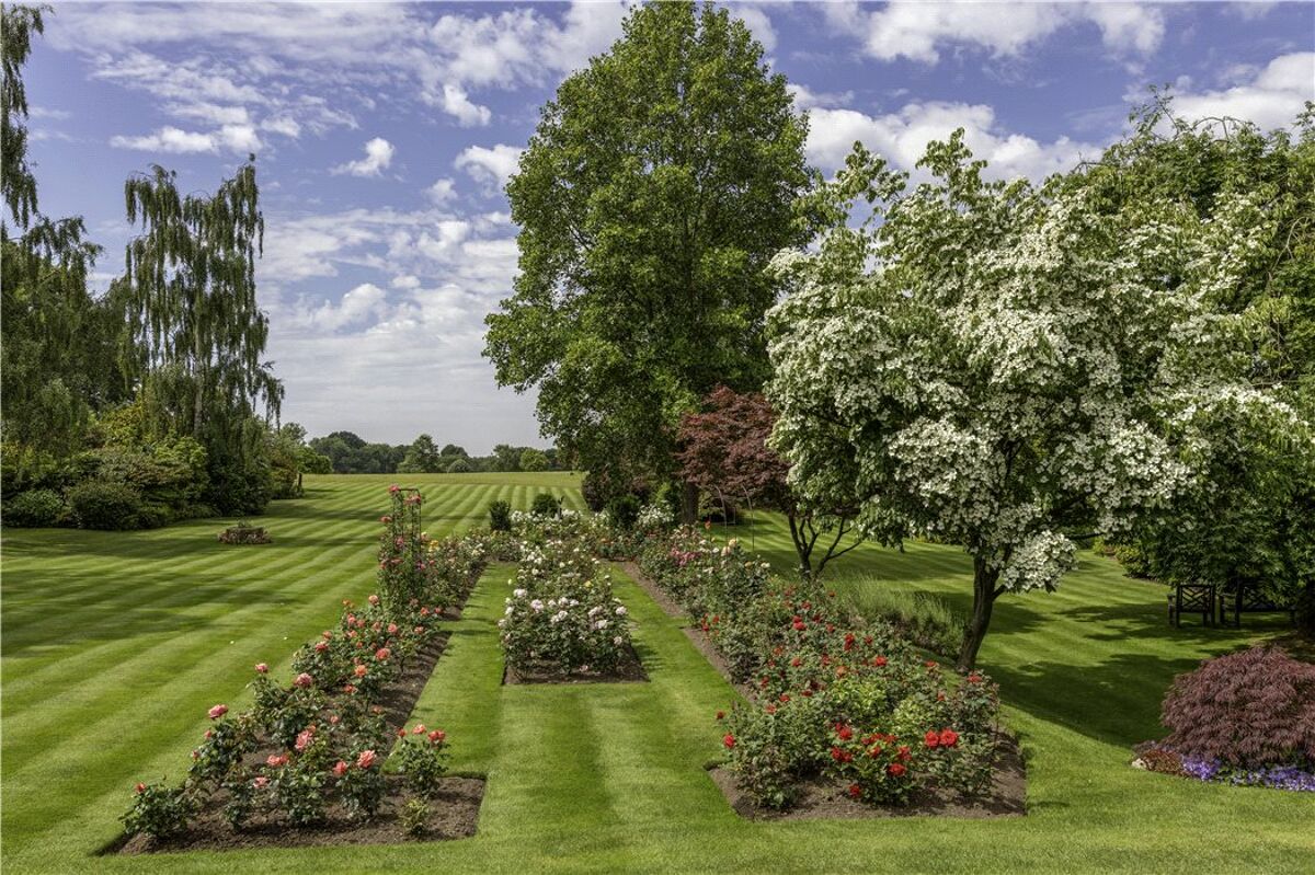 house for sale in Trumpet Hill Road, Nr Reigate, Surrey, RH2