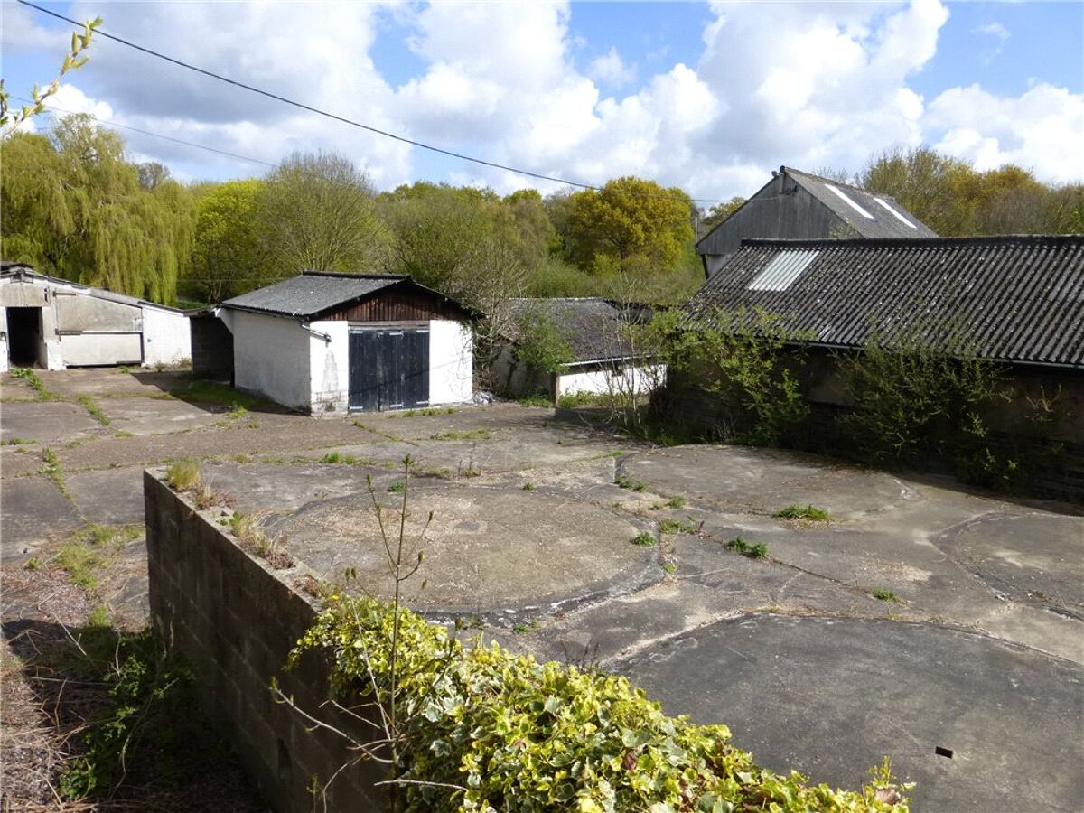 house for sale in Brock Hill, Runwell, Wickford, Essex, SS11