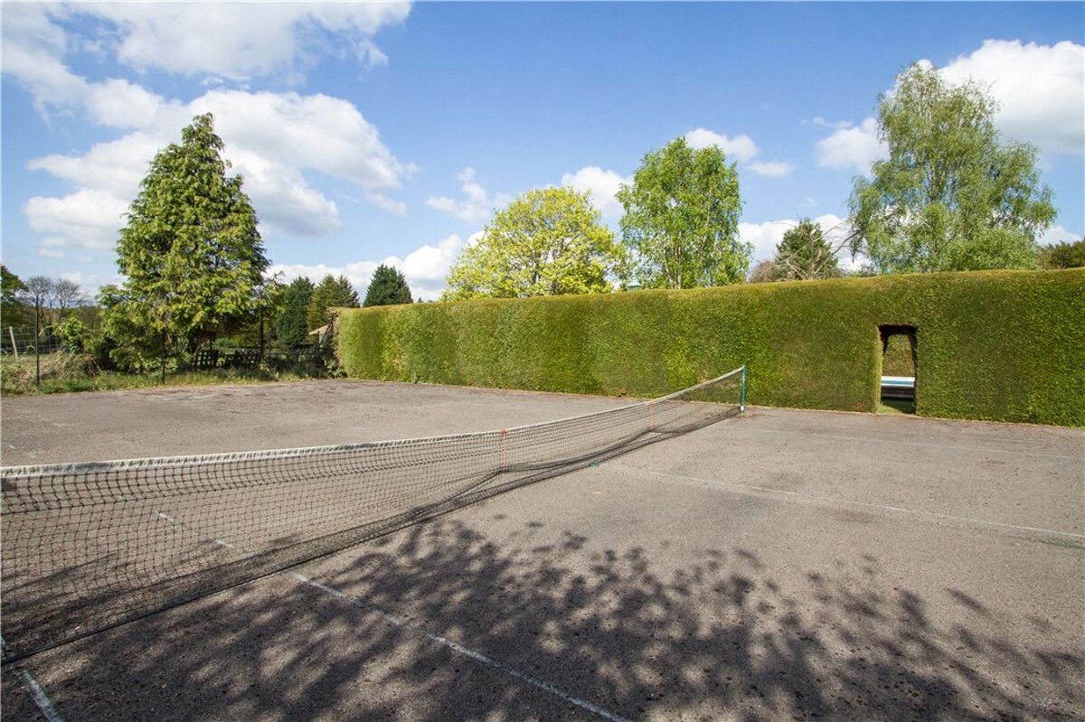 house for sale in Petworth Road, Witley, Godalming, Surrey, GU8